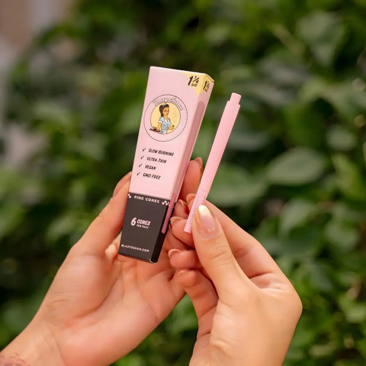 Blazy Susan Pink Pre-Roll Cones
