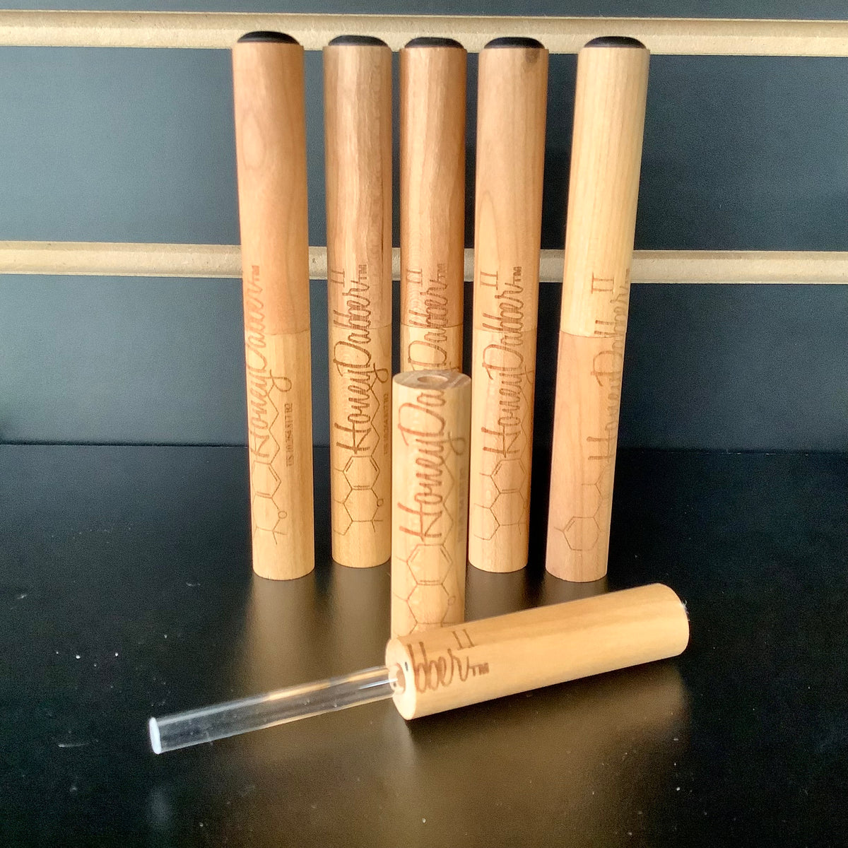 HoneyDabber II Straw with Cherrywood Case