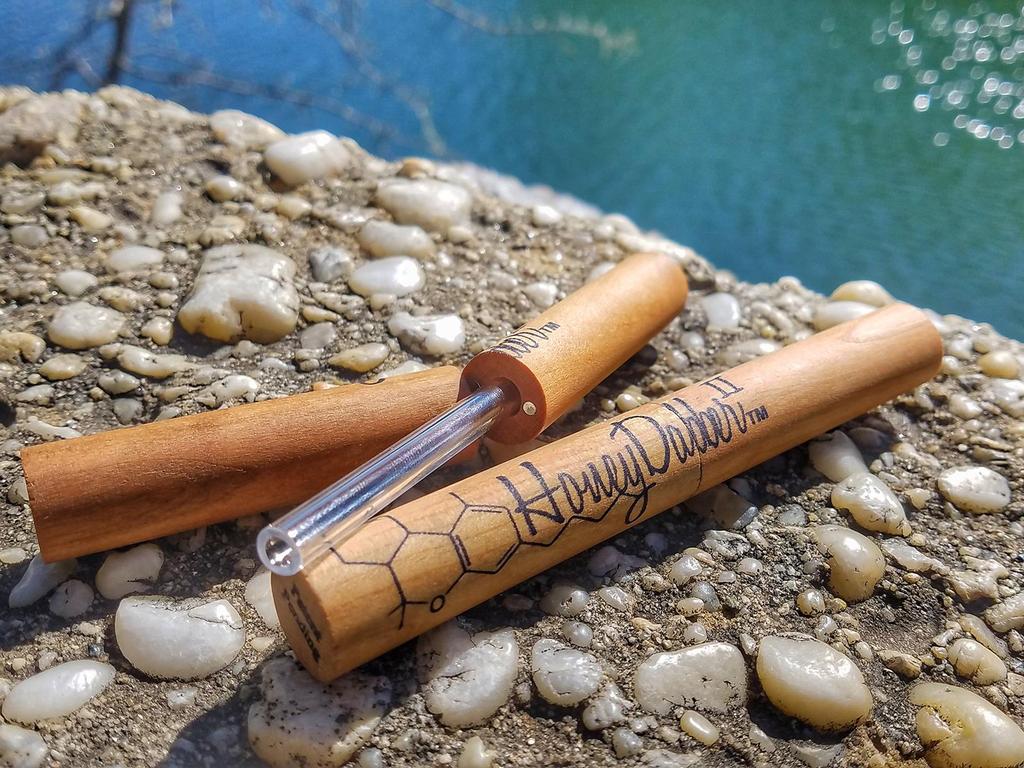 HoneyDabber II Straw with Cherrywood Case